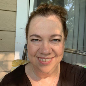 Meet your Posher, Robyn